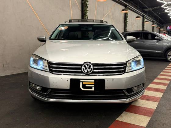 VOLKSWAGEN PASSAT 2.0 FSI VARIANT V6 24V GASOLINA 4P TIPTRONIC VOLKSWAGEN PASSAT 2.0 FSI VARIANT V6 24V GASOLINA 4P TIPTRONIC